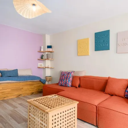 Daire Earthquake-resistant Standalone Duplex House *