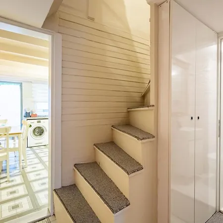 Earthquake-resistant Standalone Duplex House Apartment Istanbul