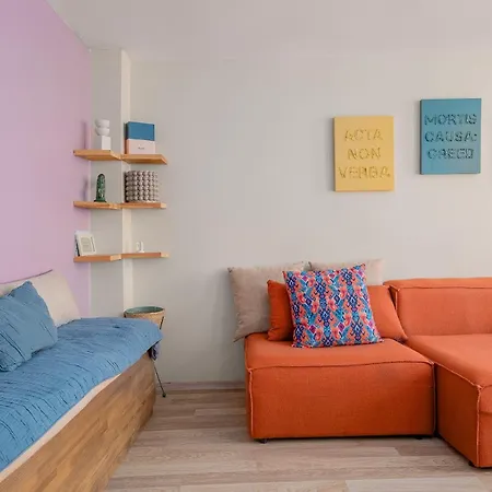 Earthquake-resistant Standalone Duplex House